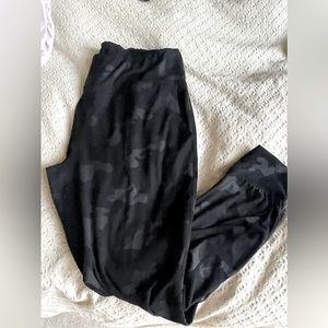 Camo Yogalicious Joggers